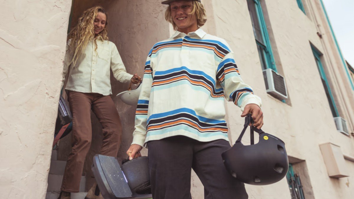 2021 Future Motion Onewheel Pint X rider helmet